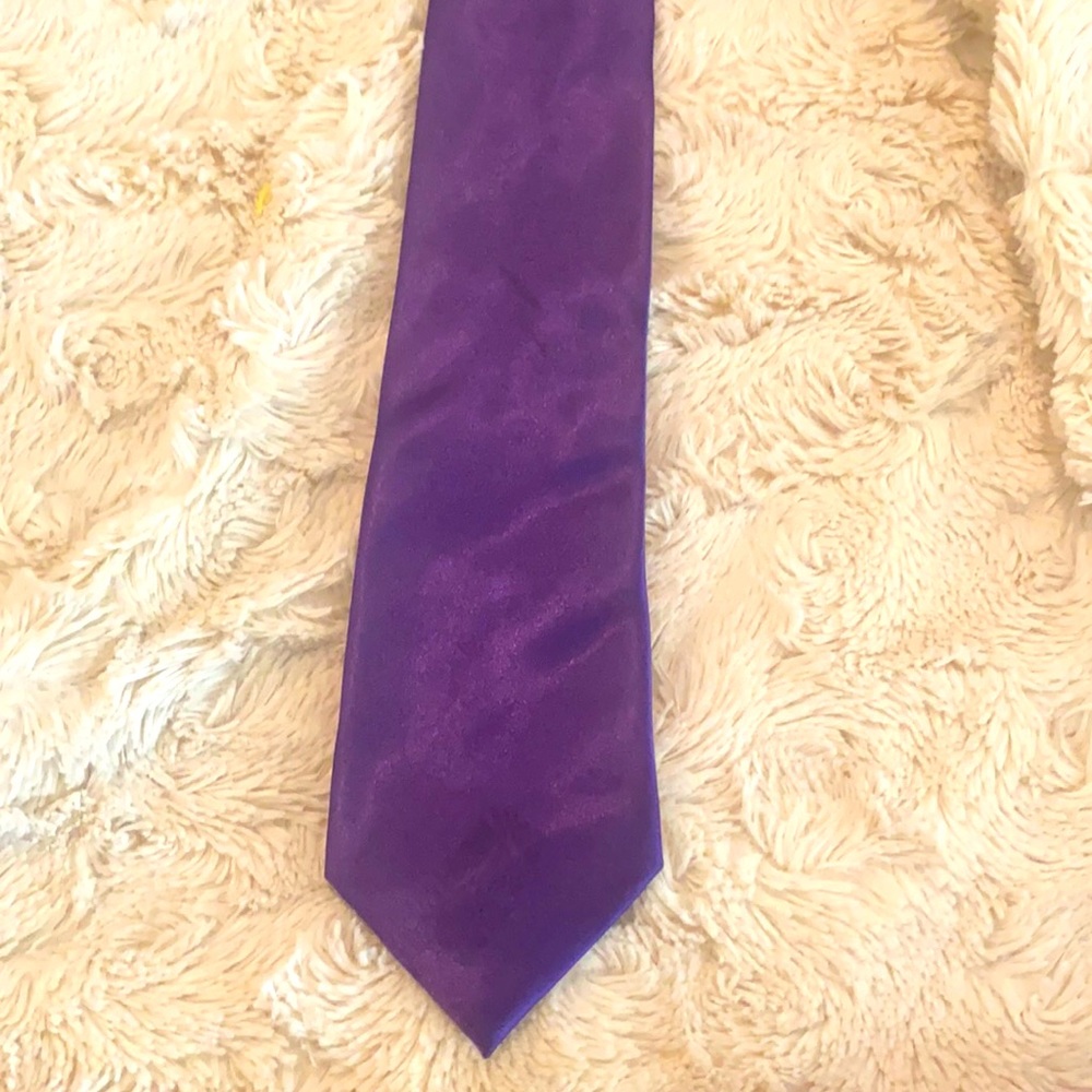 Alexander Logan Tie